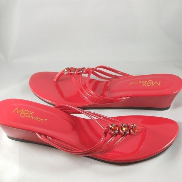 Max Collection Red Sandals. Size 8 - Picture 2 of 3